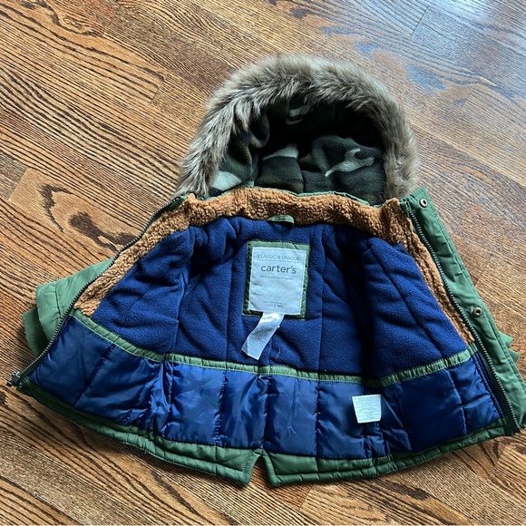Carter's Heavyweight Hooded Parka 12 Months — Water Resistant - Picture 3 of 16